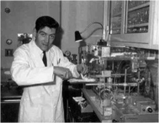 Denis at work in the laboratory, Dallas, 1970.